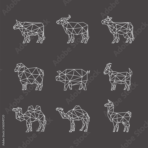 DEER ANIMAL ILLUSTRATION WITH POLYGONAL GEOMETRIC STYLE
