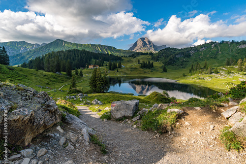 Fototapeta Naklejka Na Ścianę i Meble -  Fantastic hike in the beautiful Lechquellen Mountains