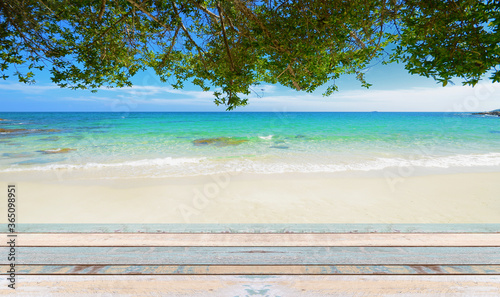 Fototapeta Naklejka Na Ścianę i Meble -  Wood table top with nature scene tropical beach