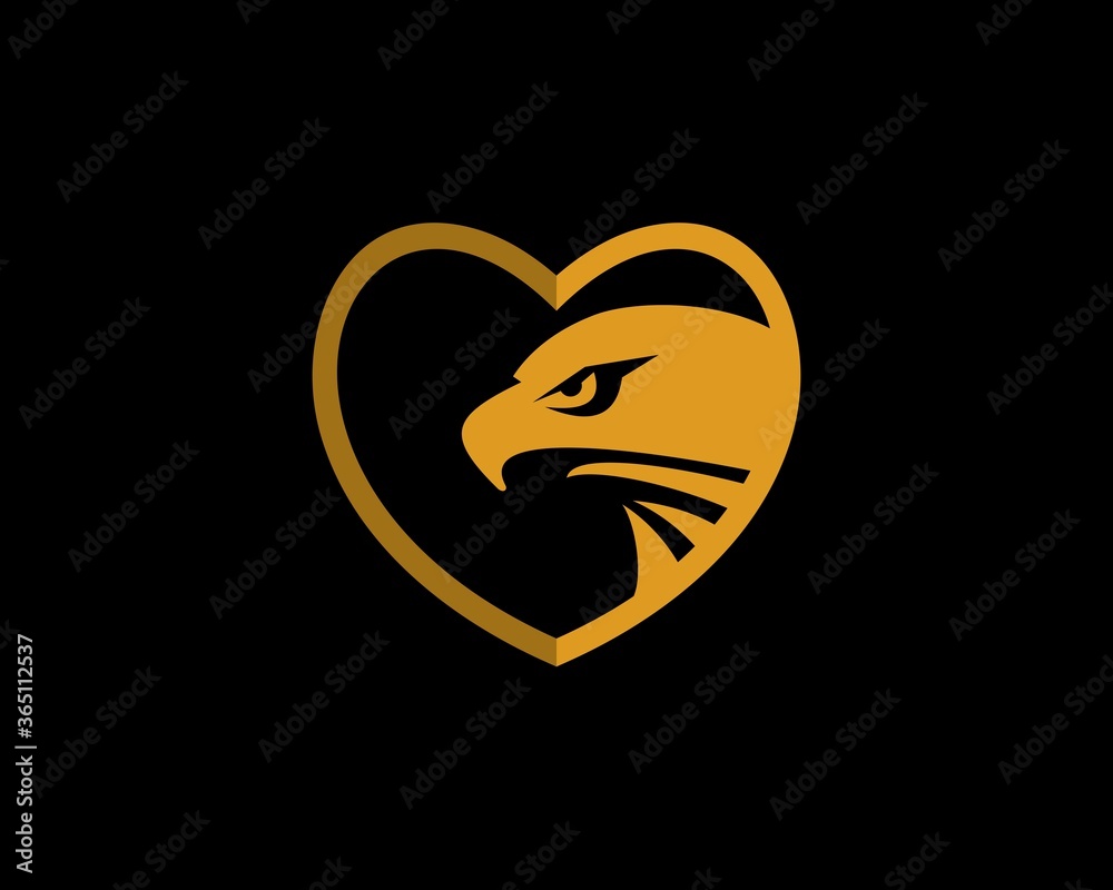 Fototapeta premium Eagle head majestic inside the love shape