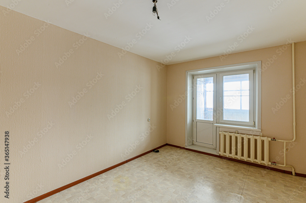 Obraz premium Russia, Moscow- February 10, 2020: interior room apartment modern bright cozy atmosphere. general cleaning, home decoration, preparation of house for sale