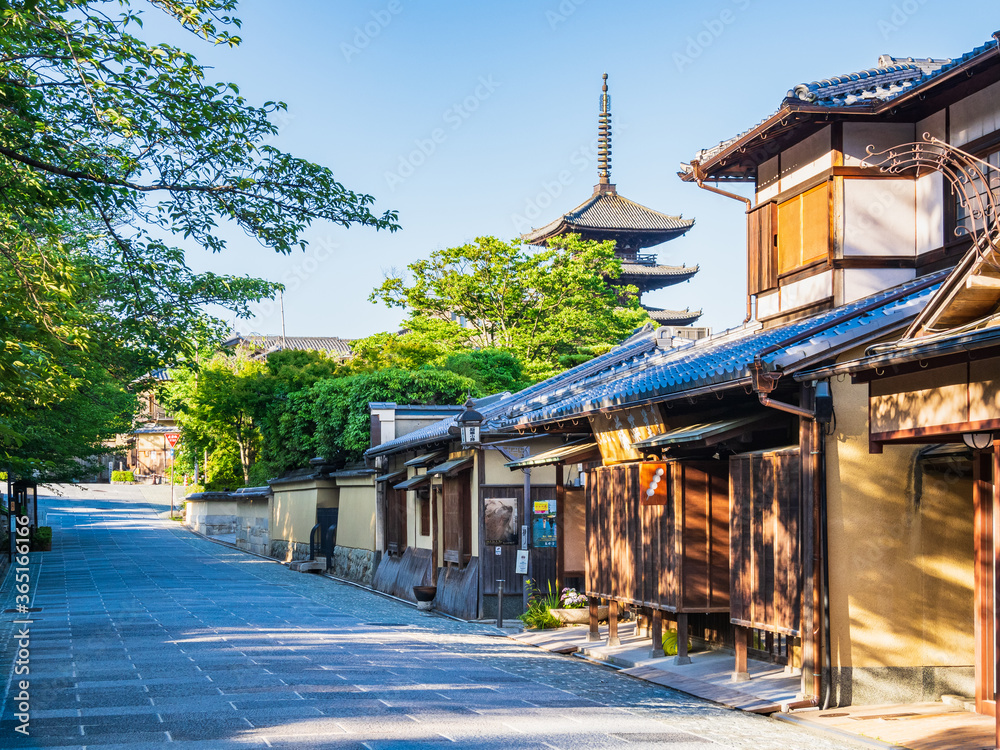 Naklejka premium 京都 祇園 ねねの道