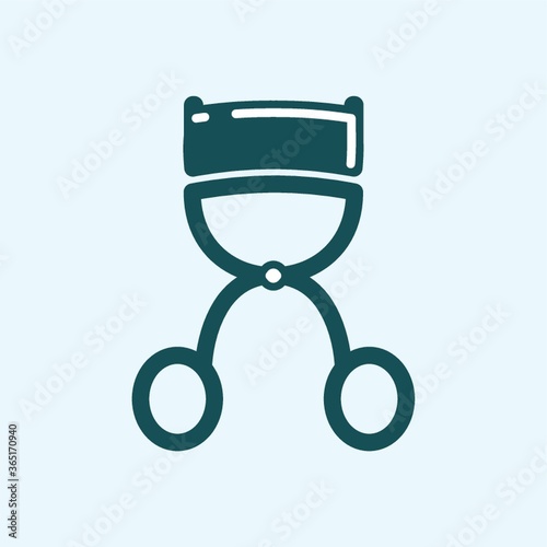 eyelash curler