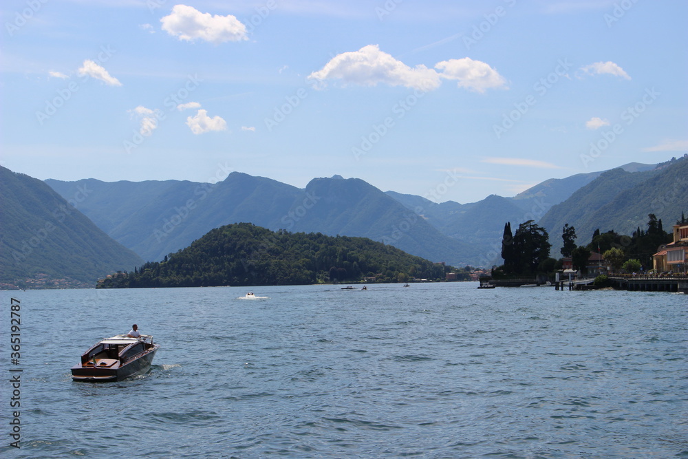 Boat on Lago di Como