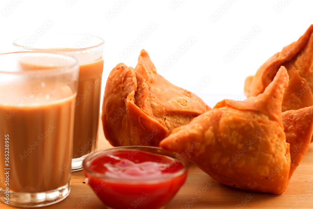 Samosa an India traditional recepie made with potato stuff filled in a