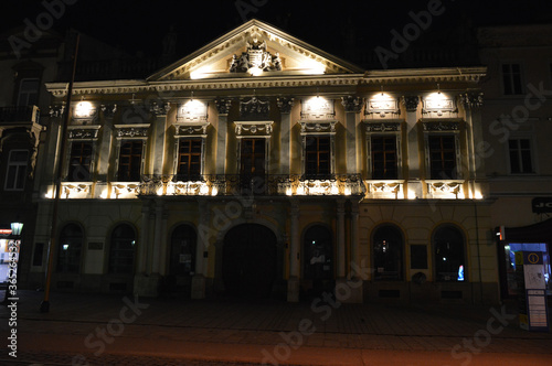  KOSZYCE NOCĄ