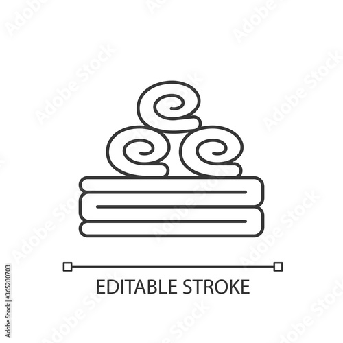 Bath towels pixel perfect linear icon. Personal hygiene, bathhouse relaxation thin line customizable illustration. Contour symbol. Clean towels vector isolated outline drawing. Editable stroke