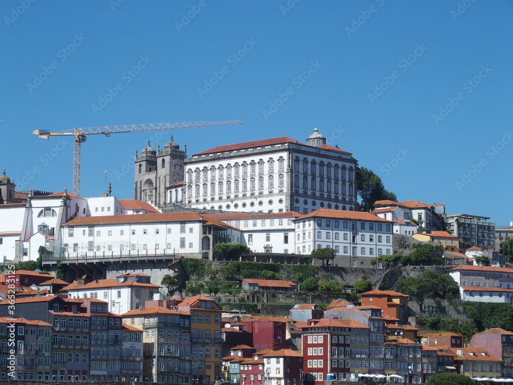 Blick vom Douro auf Porto Portugal View of Porto Portugal from Douro River