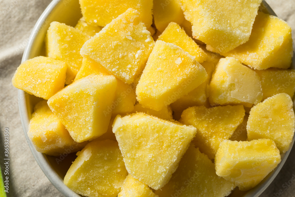 Yellow Organic Frozen Pineapple