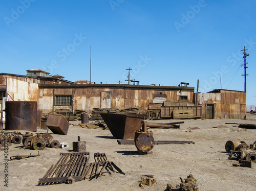 Bild auf Leinwand The former mining town Humberstone in Chile's Atacama Desert is now a UNESCO Wor