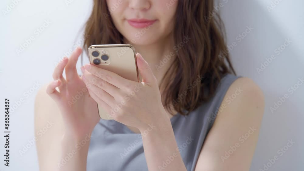 スマートフォン・女性 スマートフォン・女性