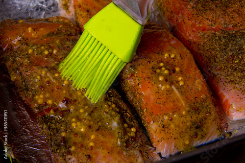 Salmon fillet in Marenada