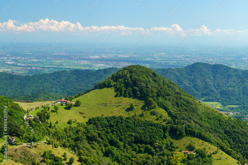 Obraz premium Mountain landscape at Valcava pass, in Lecco province