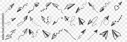 Hand drawnpaper planes doodle set