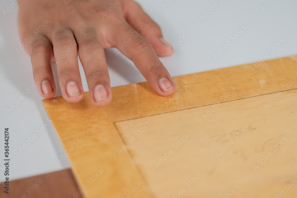 Process of gluing plank of plywood