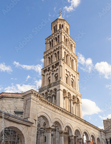 Catedral de Santo Domnius, en Croacia, verano de 2019