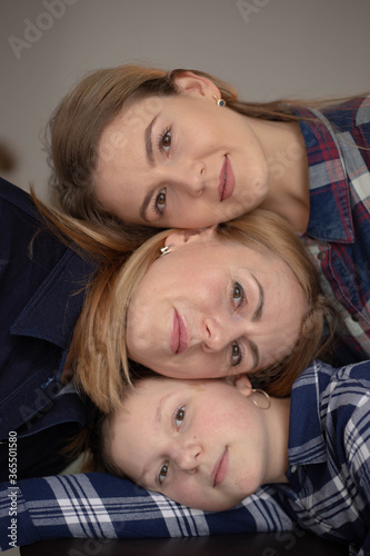 mother and daughters, close-knit family, beautiful girls, sisters of relatives, relationships