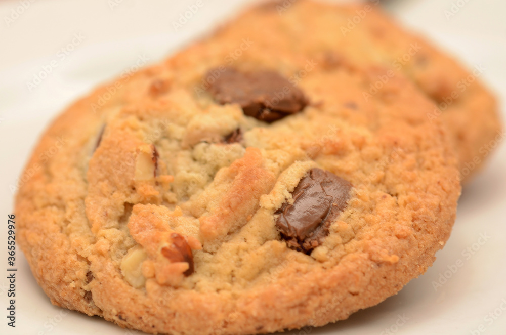 MILK CHOCOLATE/ COCONUT ALMOND COOKIES MILK CHOCOLATE/ COCONUT ALMOND COOKIES