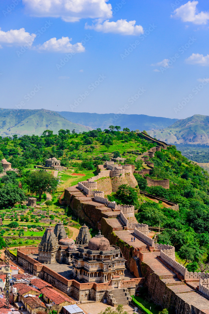 Kumbhalgarh fort walls are second longest wall in the world spanning a