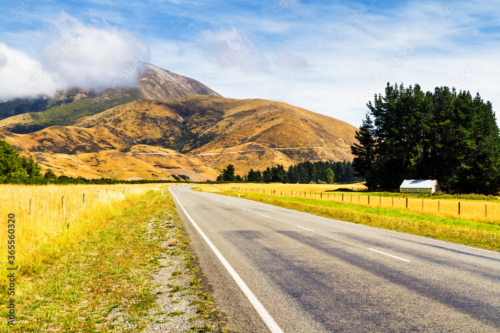 Φωτογραφία Panoramic image of beautiful scenery of Arthur's pass National Park in summer, South Island of New Zealand