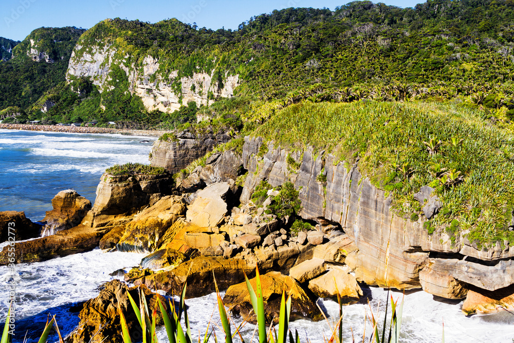 Φωτογραφία Punakaki Pancake Rocks in Paparoa National Park, West Coast, South Island, New Z