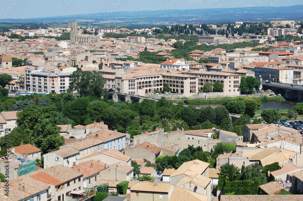 Vista de Carcasona, la ciudad medieval desde las muras del castillo.