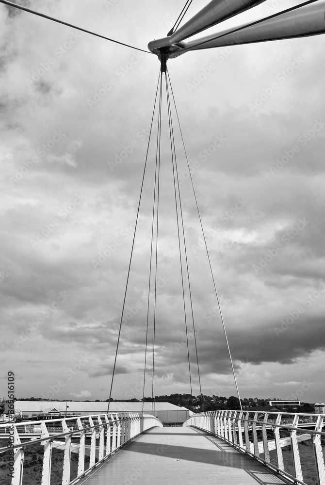 Fototapeta premium ponte#cielo#architettura