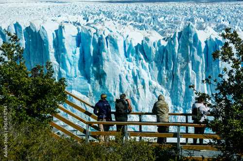 glaciar Perito Moreno , Parque Nacional Los Glaciares, departamento Lago Argentino,  provincia de Santa Cruz, republica Argentina,Patagonia, cono sur, South America photo