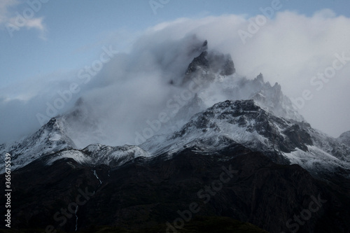 cerro Paine Grande, 3050 metros, trekking W, Parque nacional Torres del Paine,Sistema Nacional de Áreas Silvestres Protegidas del Estado de Chile.Patagonia, República de Chile,América del Sur