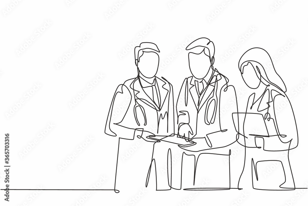 One continuous line drawing of senior doctor giving mentoring to the young male and female doctors at the hospital hallway. Hospital health care concept single line draw design vector illustration