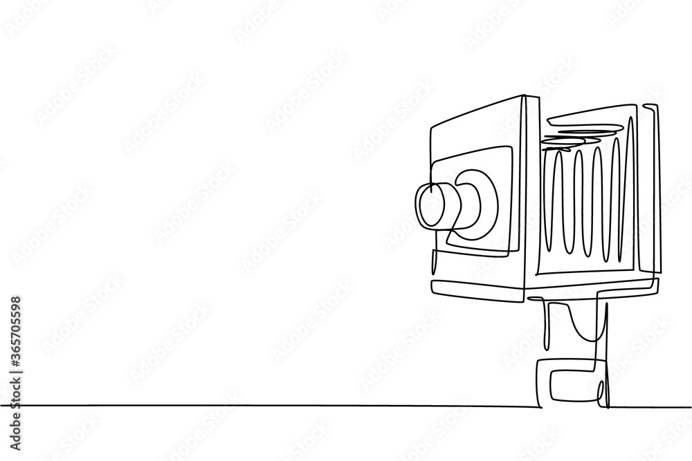 One continuous line drawing of old antique retro film camera medium ...