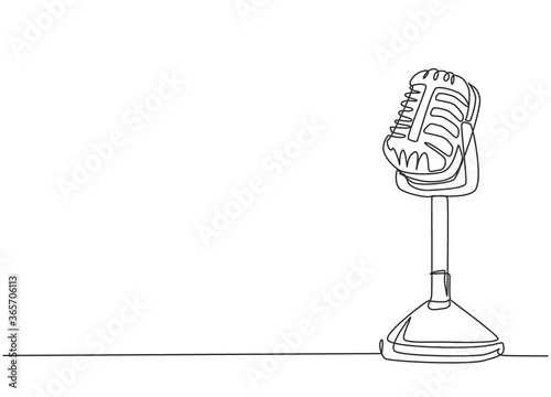 One single line drawing of retro old classic radio microphone for broadcasting. Vintage loudspeaker announcer item concept continuous line draw design vector graphic illustration