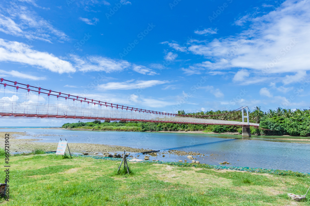 Fototapeta premium Pingtung Manchurian Port Drawbridge, Taiwan.