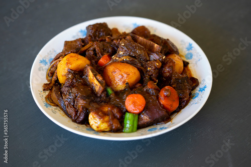 Braised Short Ribs - Korean Food Galbi jjim