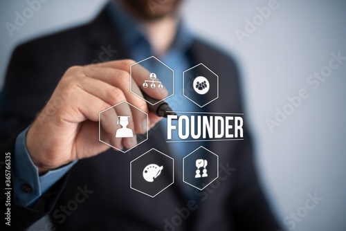 Valokuva founder