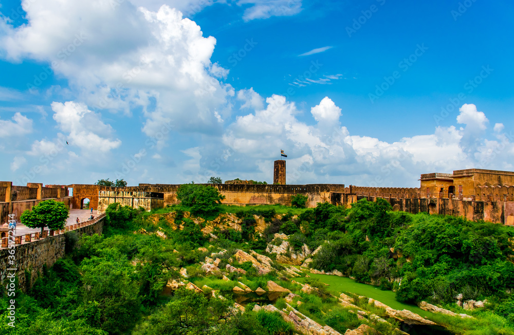 Fototapeta premium green hill and the Fort wall 