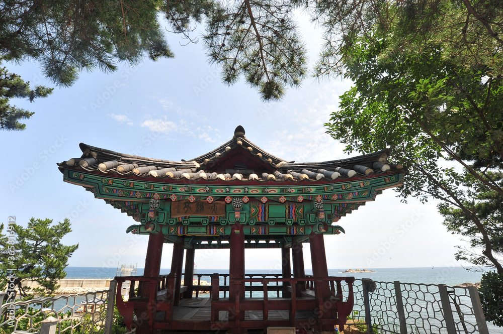 Cheonhakjeong Pavilion, A pavilion in Gyoam-ri, Toseong-myeon, Goseong-gun, Gangwon-do, South Korea, photographed on July 17, 2020 Cheonhakjeong Pavilion, A pavilion in Gyoam-ri, Toseong-myeon, Goseong-gun, Gangwon-do, South Korea, photographed on July 17, 2020