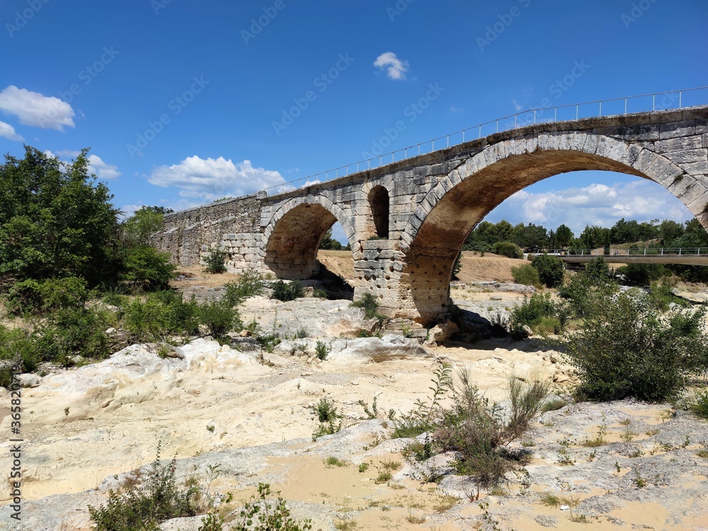 Balade en Provence - Pont Julien