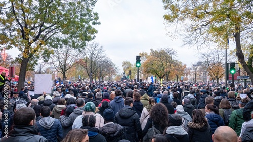 Manifestation contre l’islamophobie à Paris photo