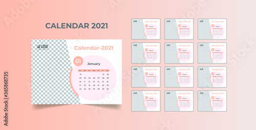 Minimal, stationary desk calendar 2021