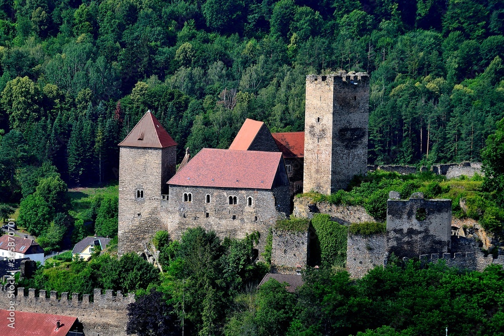 picture Hardegg Castle, a medieval castle from the 11th century on the sections of the river Dyje, Austria