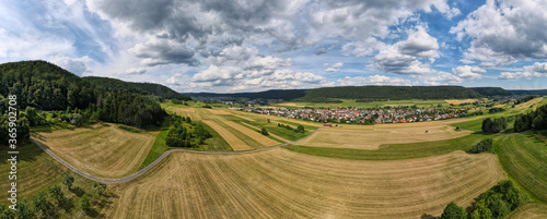 Rietheim-Weilheim aus der Luft