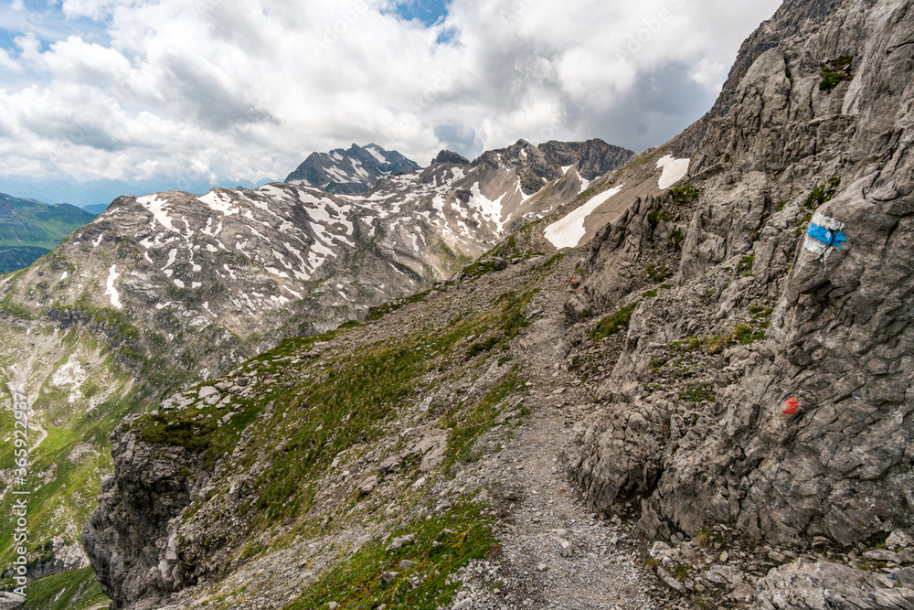 Obraz premium Fantastic hike in the Lechquellen Mountains in Vorarlberg Austria