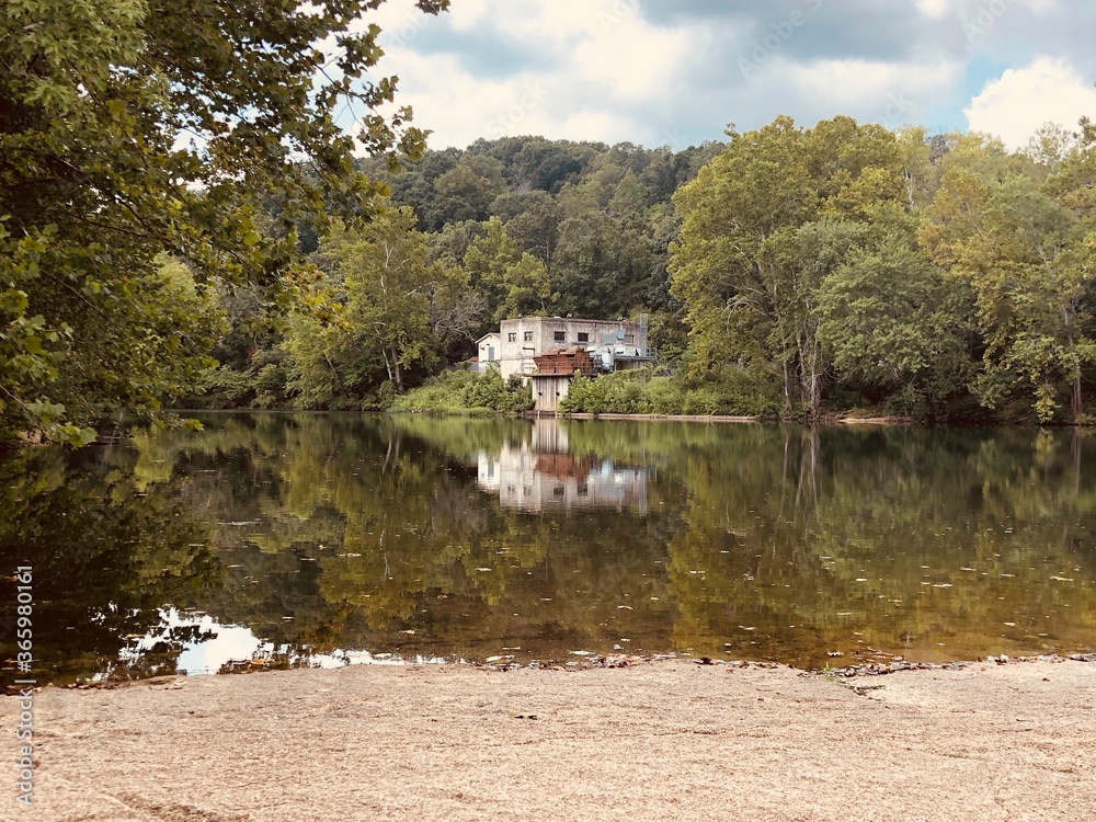 Fototapeta premium house on the river