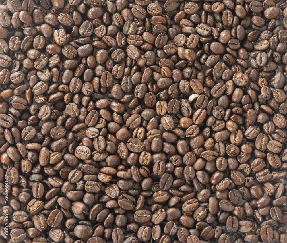 Fototapeta premium coffee beans roasted from top view 
