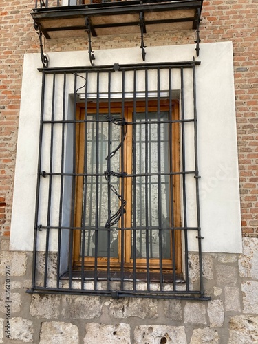 Philip II window, Valladolid (Spain) © Salazar