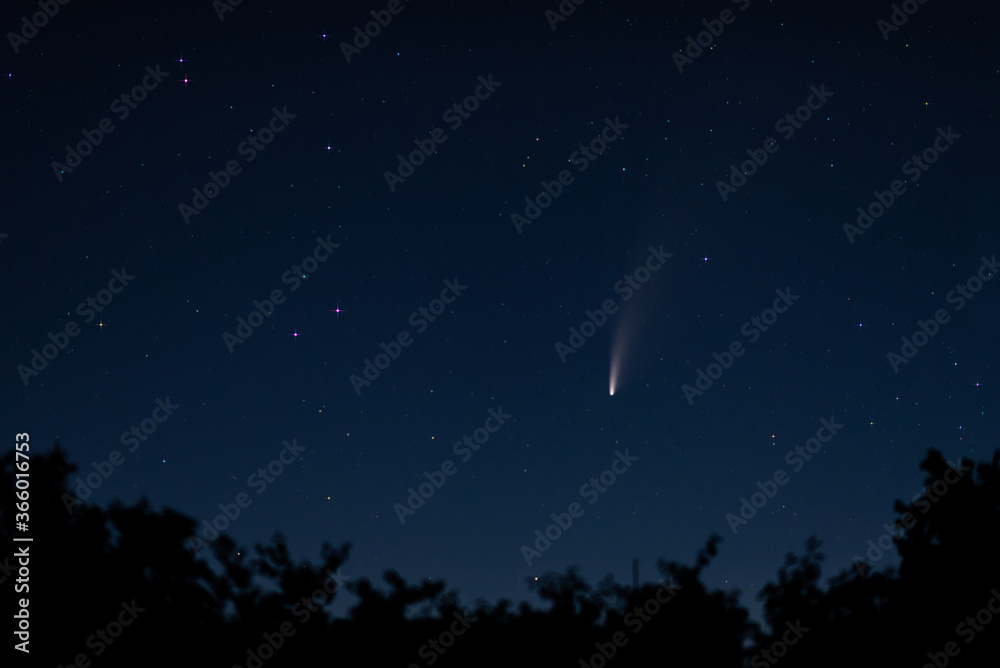 Comet C/2020 F3 Neowise on the nightsky over Kiel in Germany