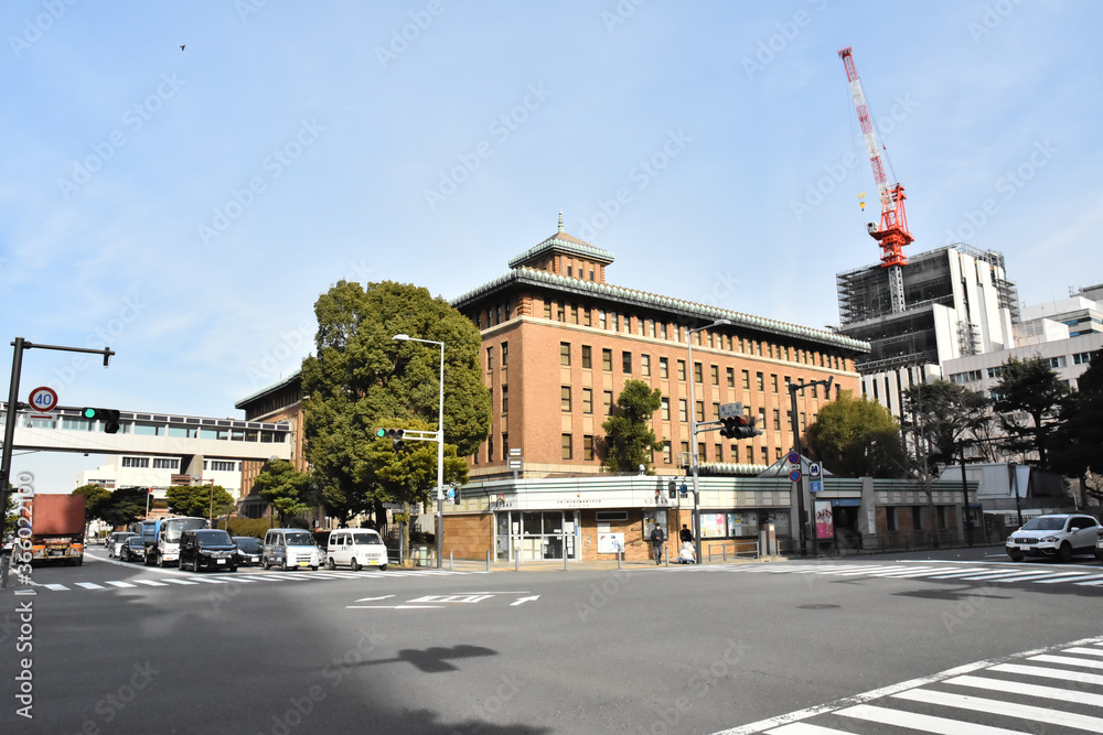 神奈川県 県庁の建物