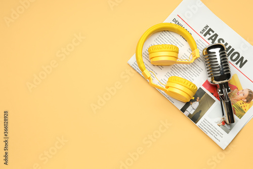 Headphones with microphone ...