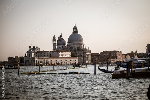 Discovering Europe's Architectural Marvels: From the Vatican to Montmartre, Rome to Paris